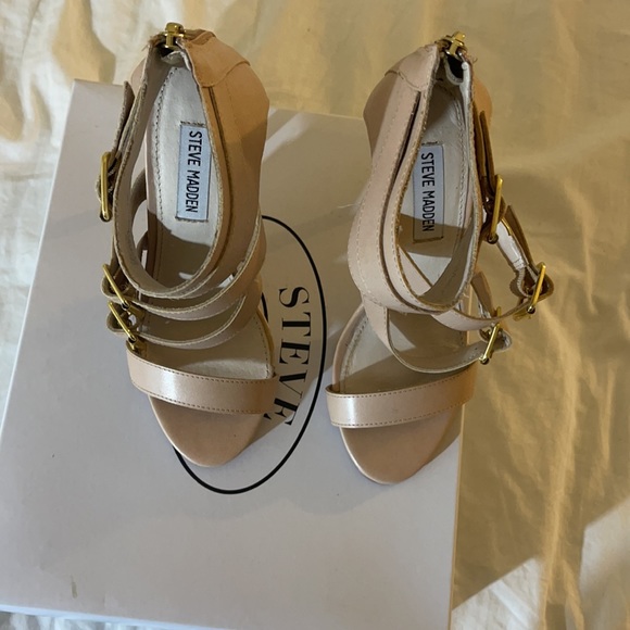 STEVE MADDEN Madlyn Heels, Nude, US Size 6, Leather **Never Worn, Original Box** - Picture 8 of 13